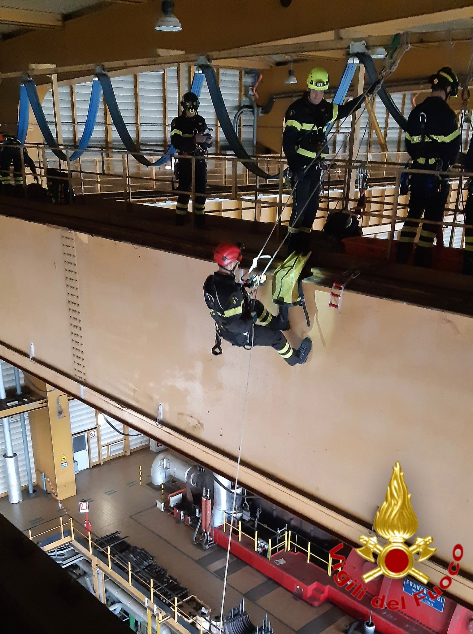 ADDESTRAMENTO DEL NUCLEO PROVINCIALE DEI VIGILI DEL FUOCO DI LODI